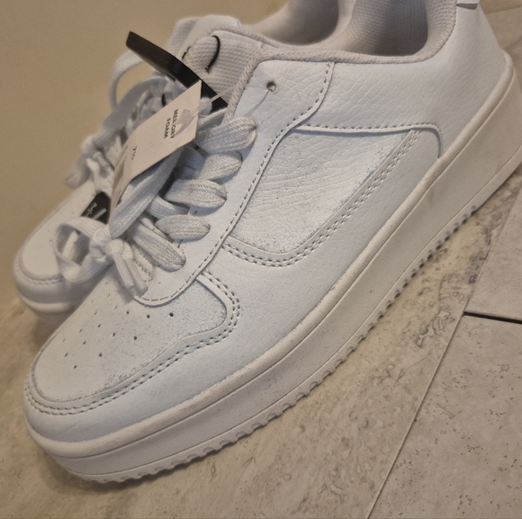 Woman's White Memory Foam Sneakers - Picture 2 of 6